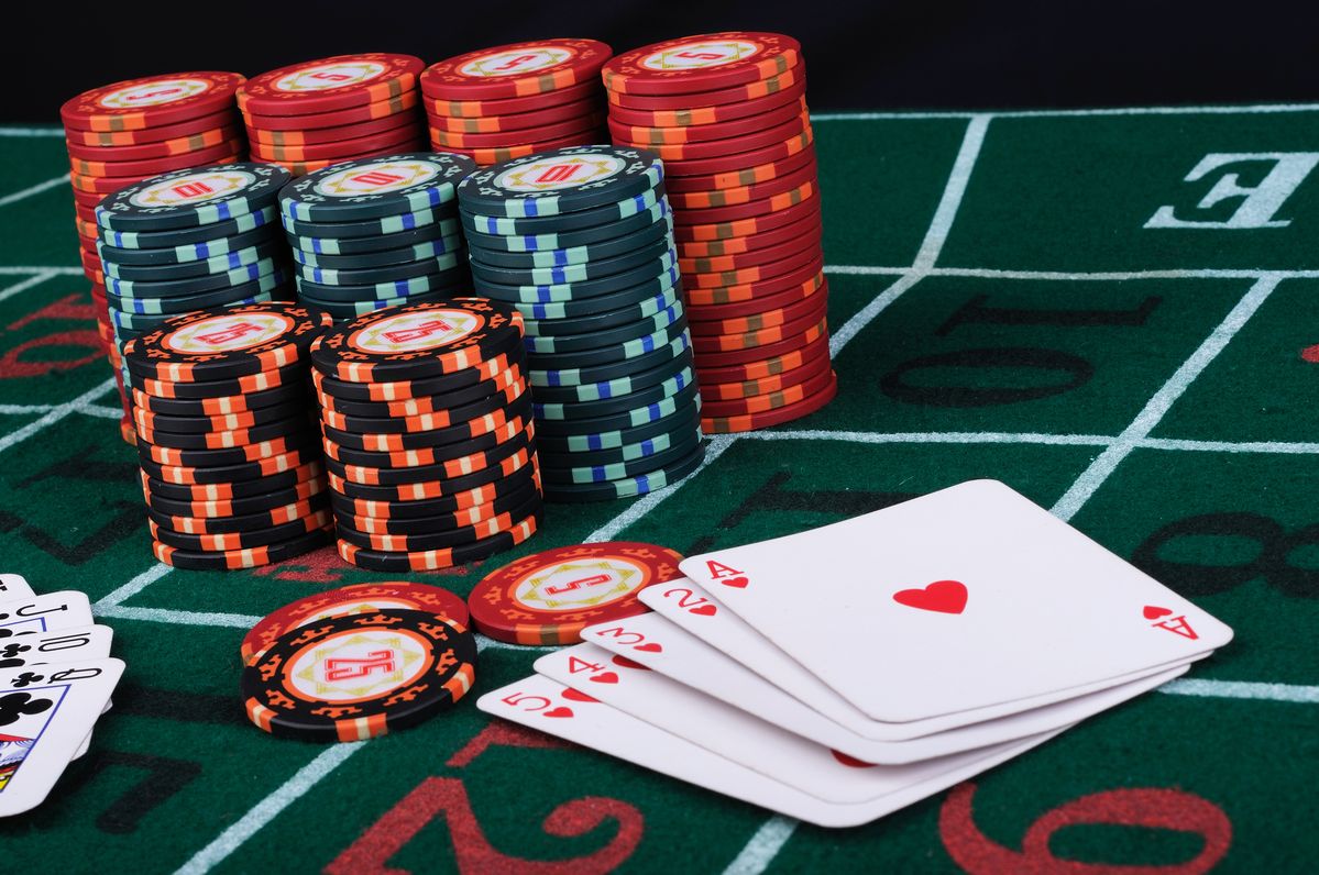 hustlebet کھلاڑیوں کے لیے لائیو کیسینو سیکشن
